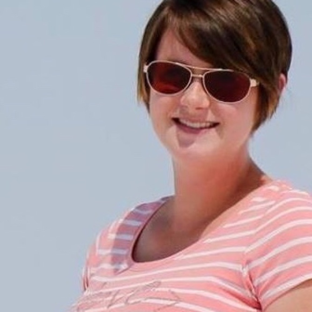 Meet your Posher, Rachel